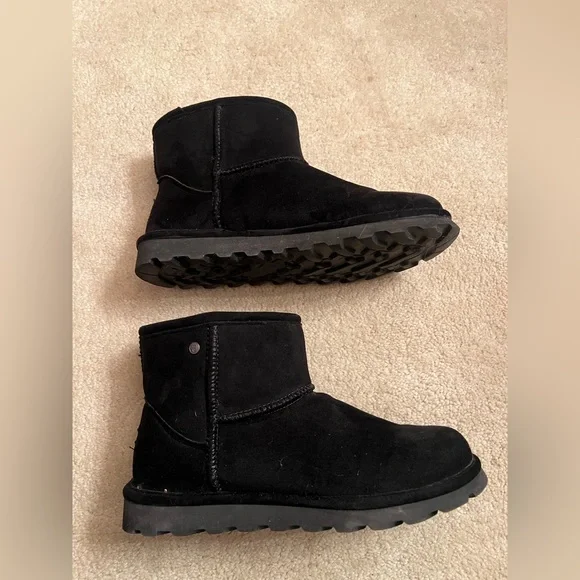Bearpaw Women's Alyssa Boots size 9 - Picture 12 of 14